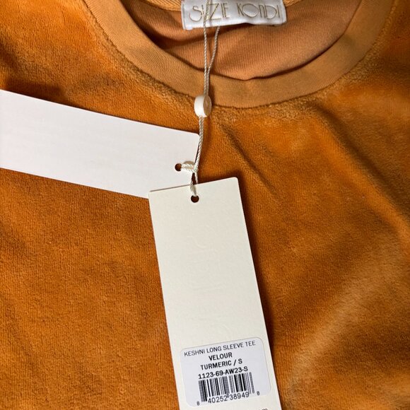 (NWT) Suzi Kondi: Keshni Long Sleeve Sweatshirt in Velour - Picture 3 of 4